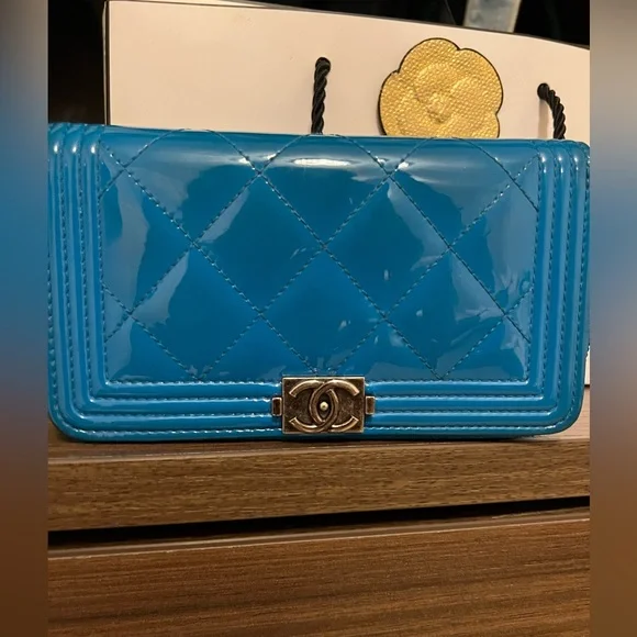 CHANEL blue mini wallet - Picture 5 of 6